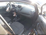 Ford Fiesta St Line 3FADP4DJ2KM140046 снимка