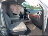 Toyota Tundra Limited 5.7L V8 5TFHY5F13GX508246 fotografie