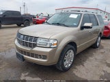 Lincoln Navigator 5LMJJ2H56EEL01887 снимка