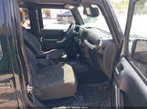 Jeep Wrangler Unlimited Sahara 1C4BJWEG6GL249037 fotografie