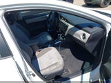 Toyota Corolla Le 2T1BURHE3KC133572 снимка