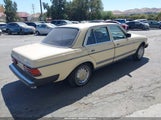 Mercedes-Benz 240 D WDBAB23A2DB412265 снимка