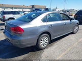 Volkswagen Passat 1.8T Wolfsburg Edition 1VWAT7A33EC098585 снимка