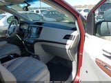 Toyota Sienna Xle V6 7 Passenger Auto Access Seat 5TDYK3DC2DS352647 fotografie