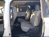 Toyota Sienna Le 5TDBRKEC9SS262239 снимка