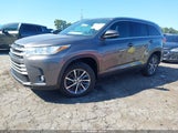 Toyota Highlander Xle 5TDKZRFH9KS333586 снимка