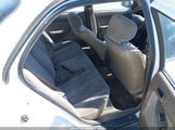 Toyota Camry Dx/Le/Xle JT2BG12K0T0339881 photo