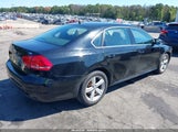 Volkswagen Passat 1.8T Limited Edition 1VWAT7A34FC121812 photo