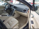 Volvo S60 T6 YV1902FH2B2005721 снимка