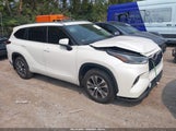 Toyota Highlander Xle 5TDGZRBH6MS552939 photo