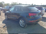 Audi Q3 2.0T Premium WA1ECCFS1HR008455 снимка