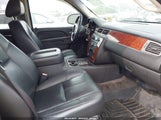 Chevrolet Tahoe Lt 1GNUKBE05AR190687 снимка