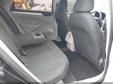Volkswagen Passat 1.8T S 1VWAT7A35HC067150 fotografie