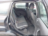 Ford Escape S 1FMCU0F77FUB93637 fotografie