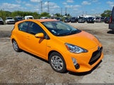 Toyota Prius C Two JTDKDTB30F1097161 снимка