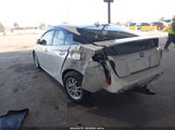 Toyota Prius Two JTDKBRFU1H3027896 снимка