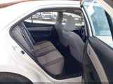 Toyota Corolla Le 5YFBURHE2JP747446 fotografie