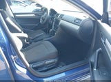 Volkswagen Passat 1.8T S 1VWAT7A35HC071506 снимка