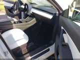 Tesla Model Y Long Range Dual Motor All-Wheel Drive 5YJYGDEE1LF053466 fotografie