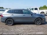 Volkswagen Tiguan 2.0T Se/2.0T Wolfsburg Edition 3VVMB7AX7RM181786 fotografie