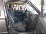 Jeep Patriot Latitude 1C4NJPFB8ED850978 снимка