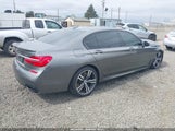 BMW 750I WBA7F0C31HGM21874 fotografie