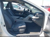 Toyota Camry Hybrid Le 4T1C31AK1RU630038 photo