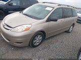 Toyota Sienna Le 5TDKK4CC7AS305364 снимка