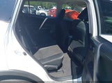 Toyota Rav4 Le JTMZFREV7JJ740963 снимка