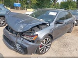 Volkswagen Passat 3.6L V6 Gt 1VWJM7A32JC040300 photo
