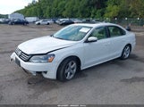 Volkswagen Passat 2.5L Se 1VWBP7A32DC018040 снимка