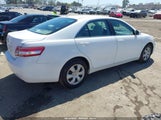 Toyota Camry Le 4T1BF3EK2AU561714 снимка