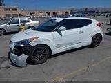 Hyundai Veloster Base W/Red/Black KMHTC6AD3CU078726 снимка