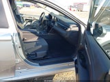 Toyota Camry Le 4T1DAACK1SU605766 снимка