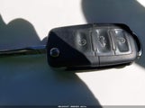 Volkswagen New Beetle 2.5L 3VWRG3AG2AM017135 photo