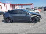 Tesla Model Y Performance Dual Motor All-Wheel Drive 7SAYGDEF6NF337139 fotografie