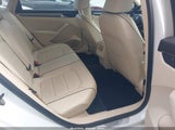 Volkswagen Passat 1.8T R-Line 1VWDT7A38HC017985 снимка