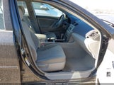 Toyota Camry Le 4T1BE46K39U870546 снимка