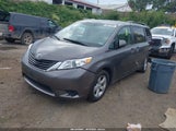 Toyota Sienna Le V6 5TDKK3DC8BS096632 снимка