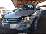 Volkswagen Tiguan 2.0T S WVGBV7AX9HW512634 fotografie