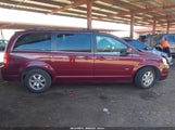 Chrysler Town & Country Touring 2A8HR54P08R840917 photo