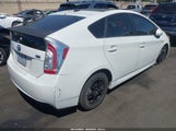 Toyota Prius Three JTDKN3DUXC5448701 снимка