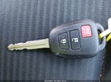 Toyota Rav4 Le 2T3BFREV3JW739795 снимка