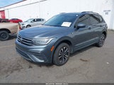 Volkswagen Tiguan 2.0T S 3VV1B7AX1NM052598 снимка