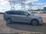 Chrysler Pacifica Touring-L Plus 2C4RC1EG3HR531141 снимка