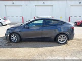 Tesla Model Y Long Range Dual Motor All-Wheel Drive 7SAYGDEEXRA286898 fotografie