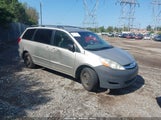 Toyota Sienna Le 5TDZK23C68S208315 снимка