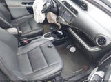 Toyota Prius C Four JTDKDTB38E1064262 снимка