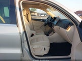 Volkswagen Tiguan Se WVGBV7AXXFW521873 fotografie