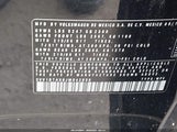 Volkswagen Tiguan 2.0T S 3VV1B7AX8JM042838 photo